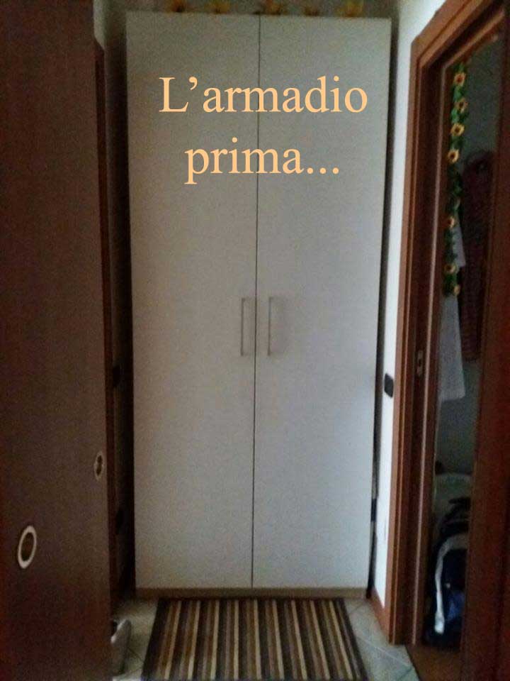 Porticato con cancello in ferro sul viale - NG-P94